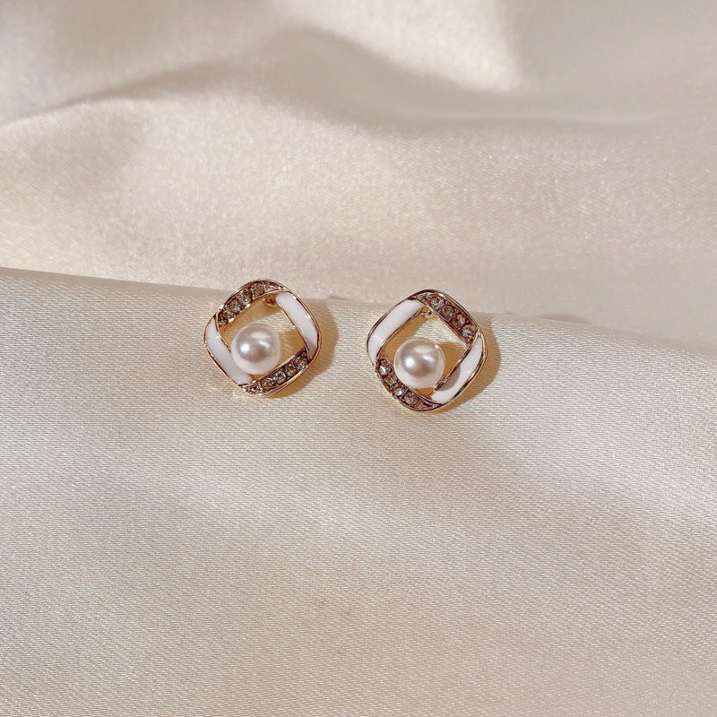 Elegant Hollow Square Pearl Drops