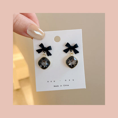 Pearl Alloy Bow Earrings – Bow Halo