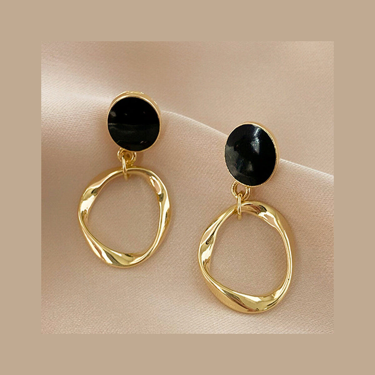 Pearl Alloy Bow Earrings – Bow Vibe Nova
